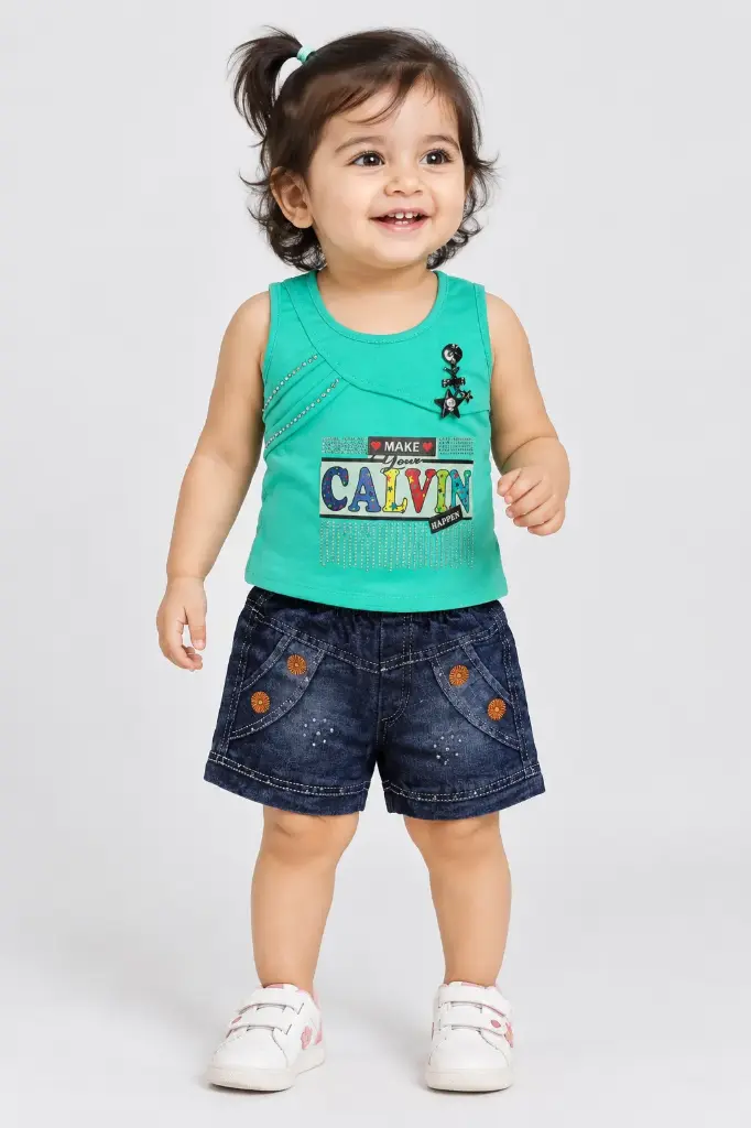 Kids half sleeve tshirt half pant set